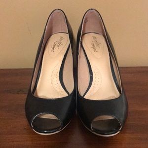 Dexflex Comfort women’s espadrille heels size 9